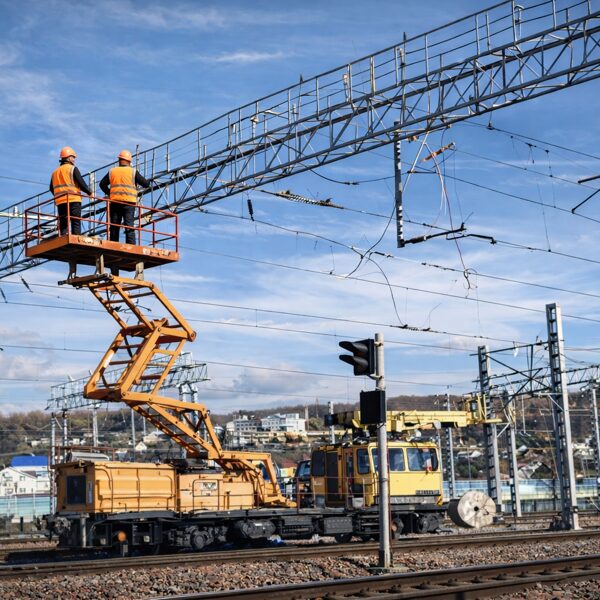 overhead-contact-line-installation-platform